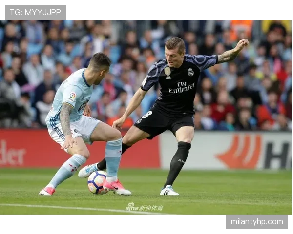 本泽马连续高位抢断撕裂后防，本赛季关键战主导进攻节奏